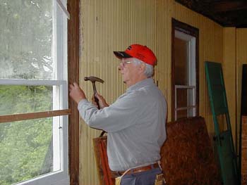 044 - Replacing rotted wainscot