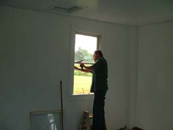 074 - Windows with tempered glass being installed