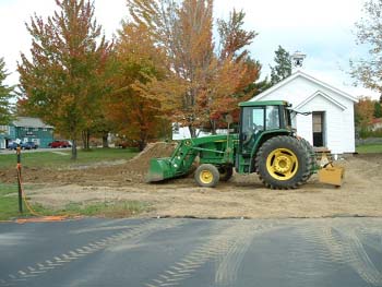 092 -  starting to spread top soil