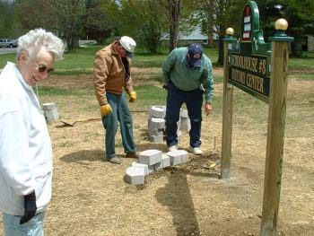 146 - Construction of the planter starts