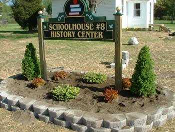 147 - The finished planter with shrubs