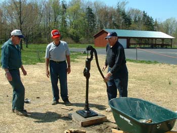 149 - Hand pump is mounted